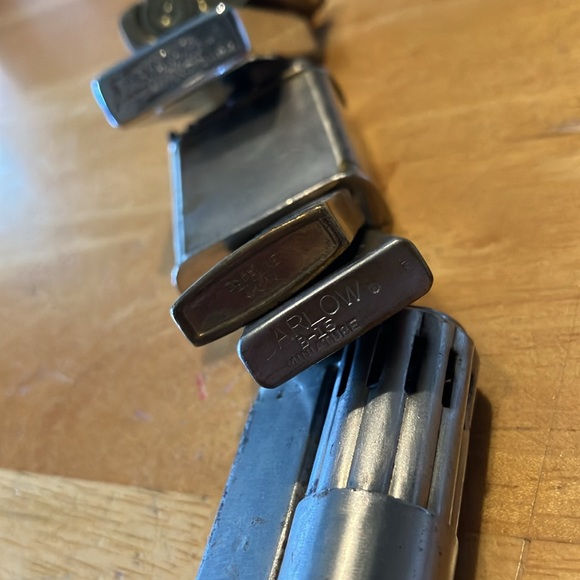 9 piece lot of vintage lighters + 2 free items - Picture 8 of 11